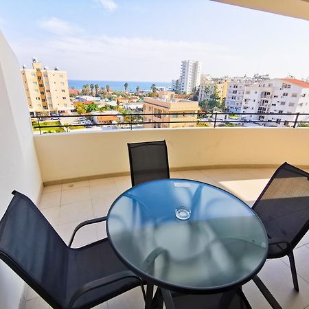 License To Chill Apartment Ларнака Екстер'єр фото